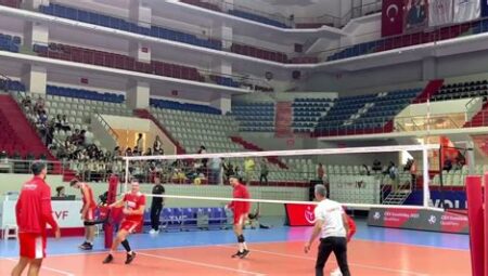 Voleybol Stratejileri: Takım Oyununu Geliştirmek İçin İpuçları