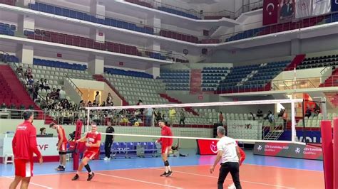 Voleybol Stratejileri: Takım Oyununu Geliştirmek İçin İpuçları